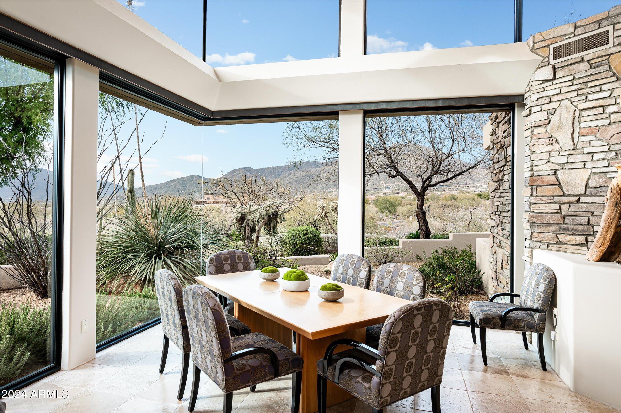 DESERT MOUNTAIN - Residential