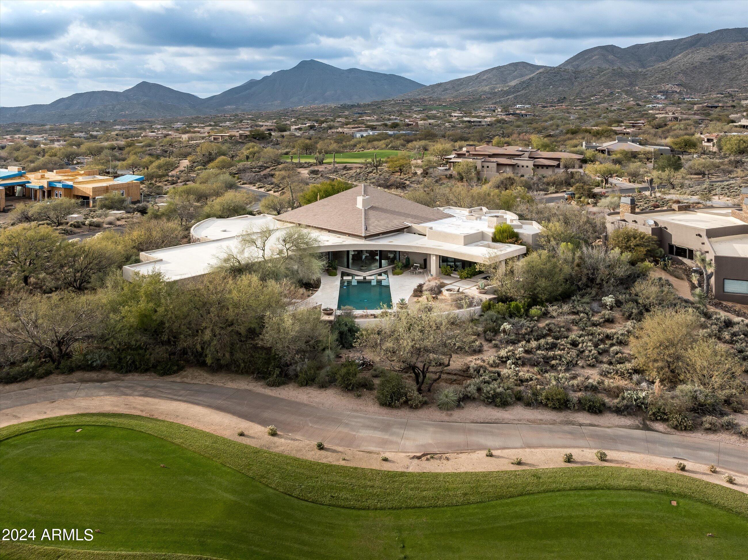 DESERT MOUNTAIN - Residential