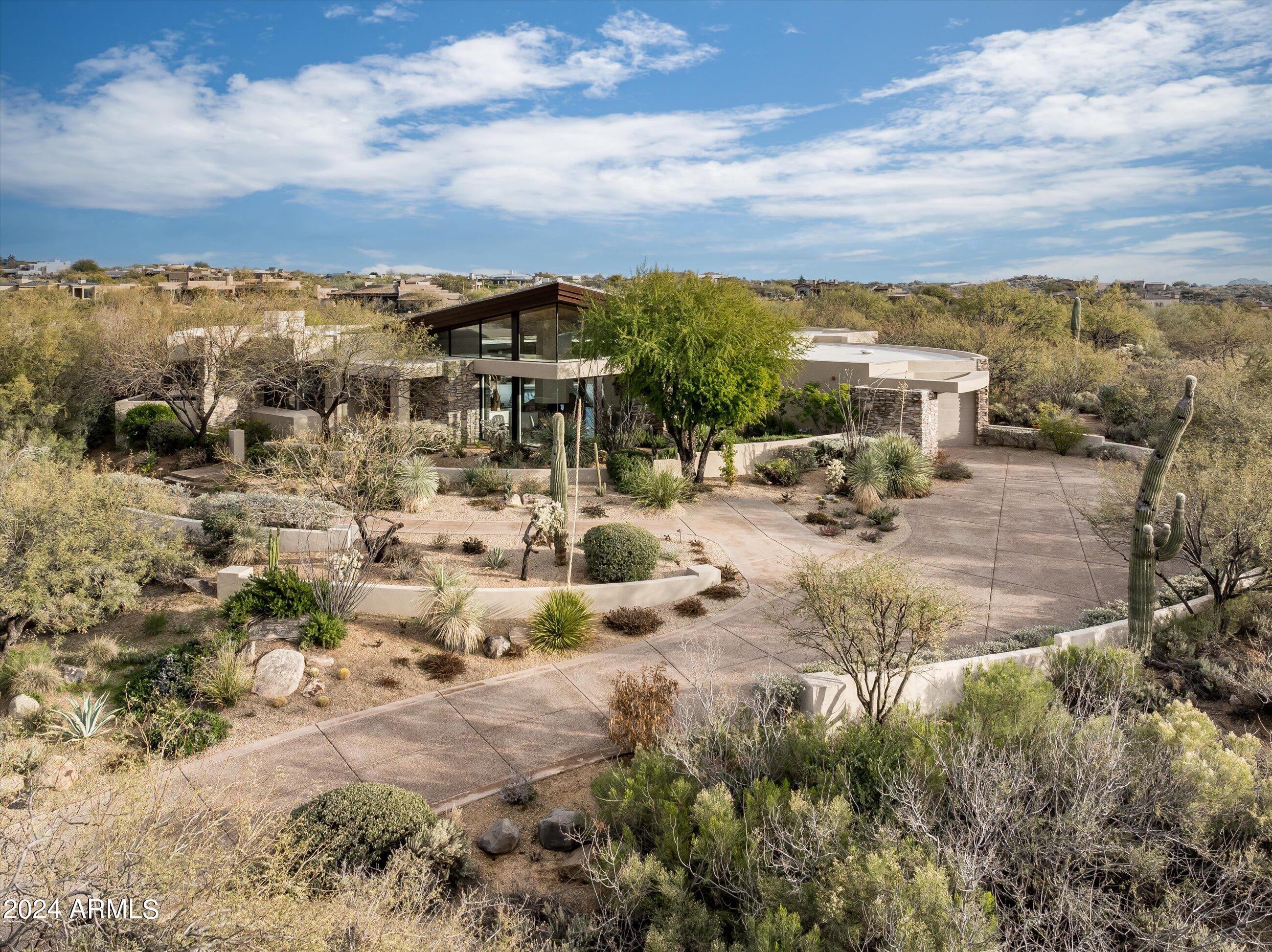DESERT MOUNTAIN - Residential