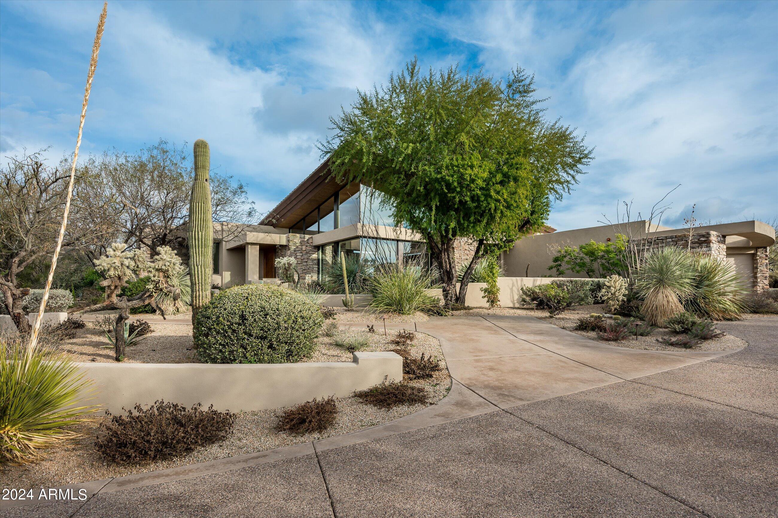 DESERT MOUNTAIN - Residential