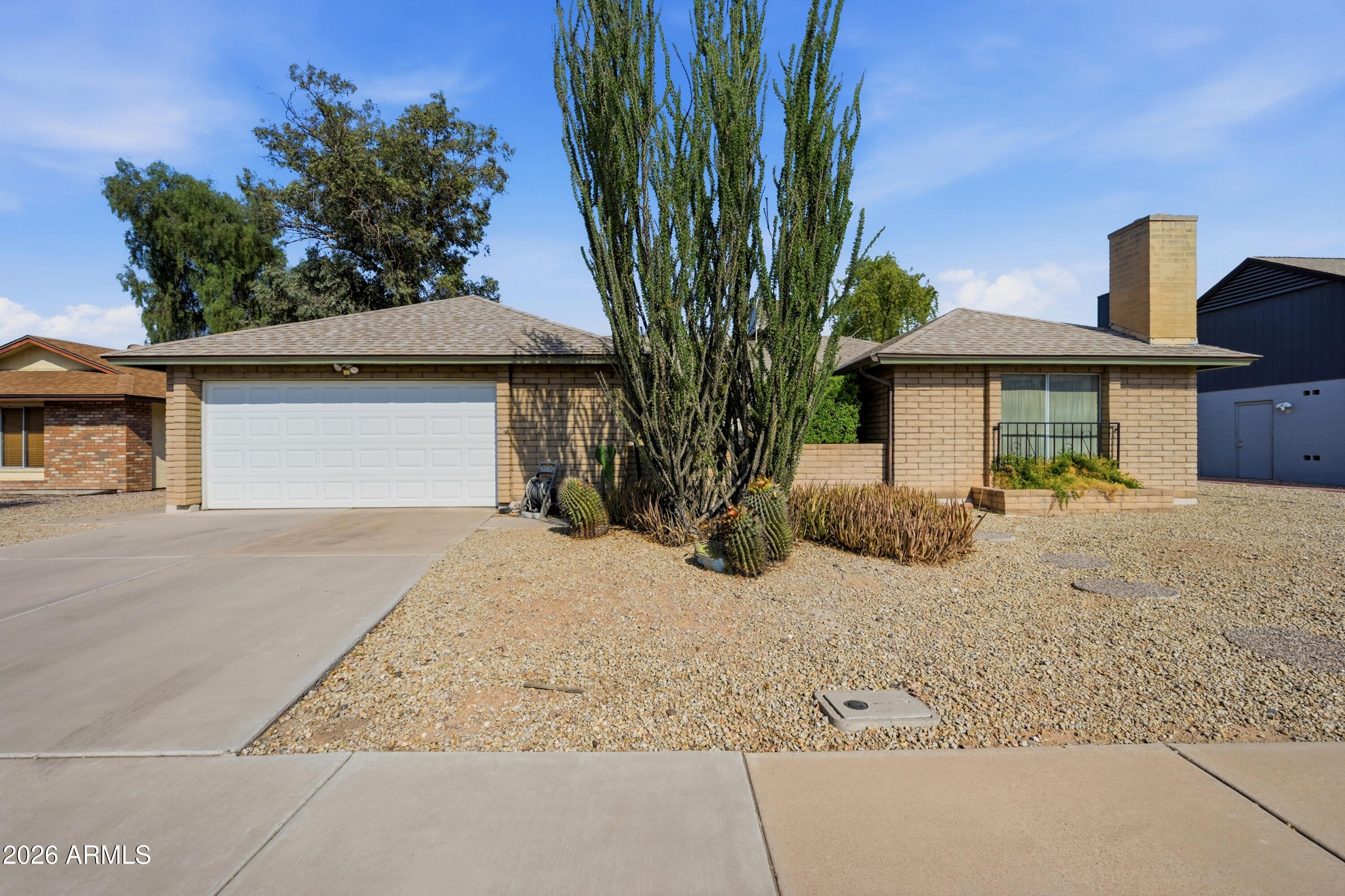 2566 S PATTERSON --