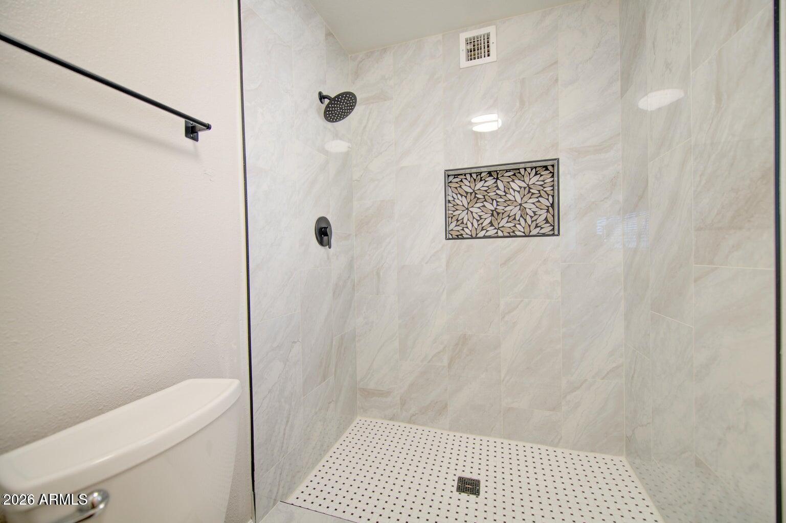AHWATUKEE RT-2 AMD - Residential