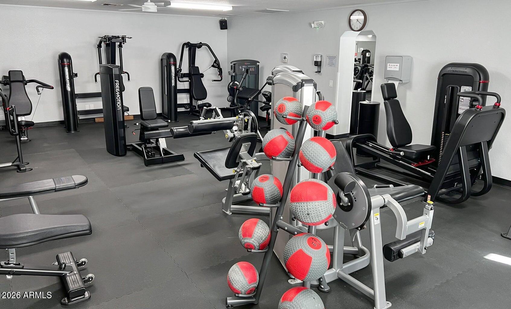 AHWATUKEE RT-2 AMD - Residential