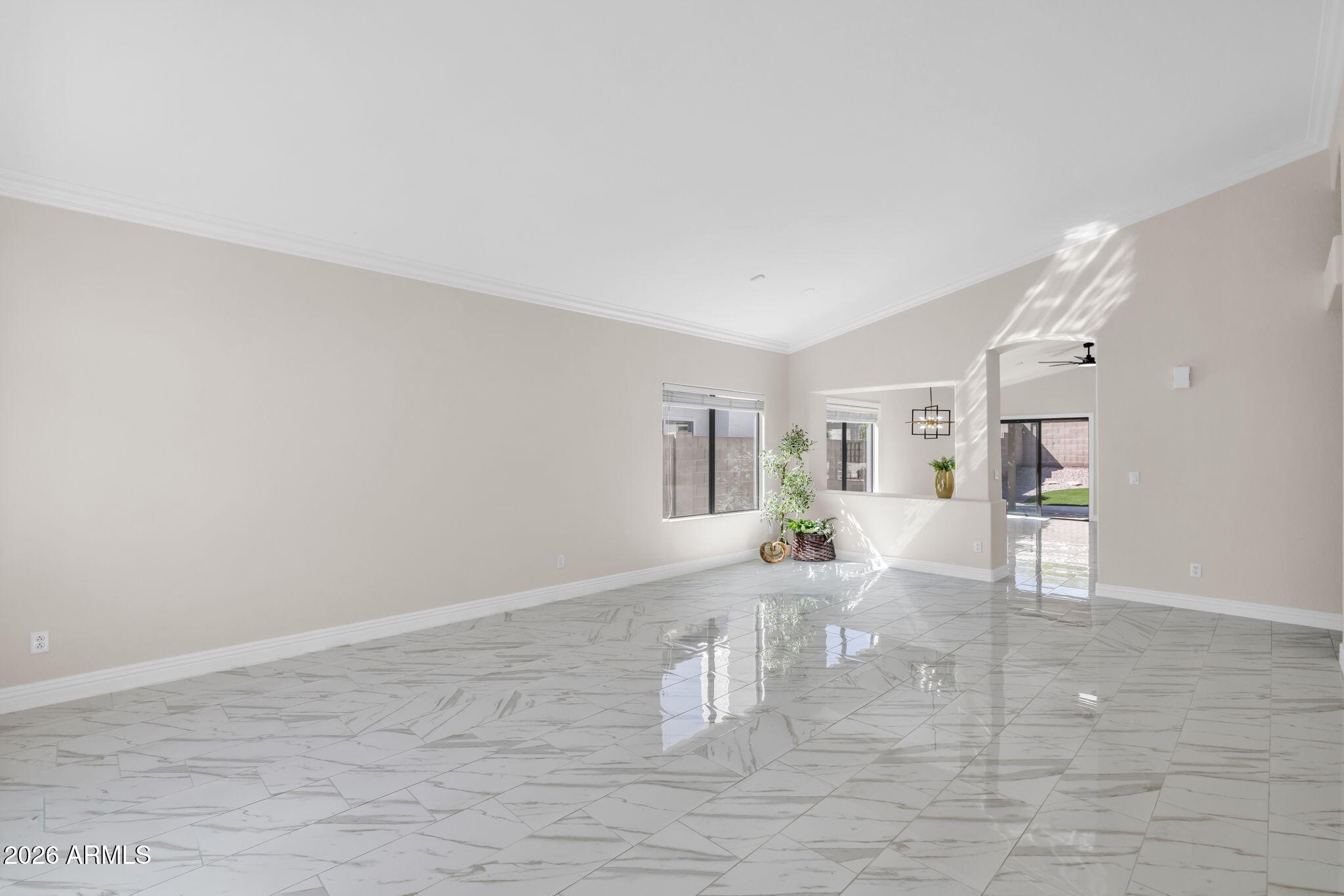 4352 E COOLBROOK Avenue