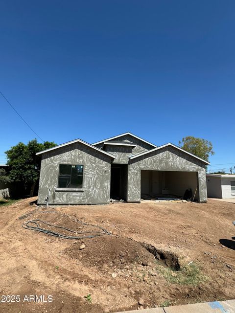 415 S ROBERT Road S Tempe AZ 85281