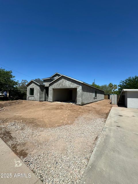 415 S ROBERT Road S Tempe AZ 85281