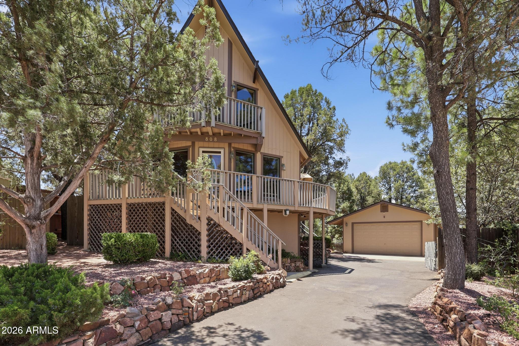808 N Granite Drive