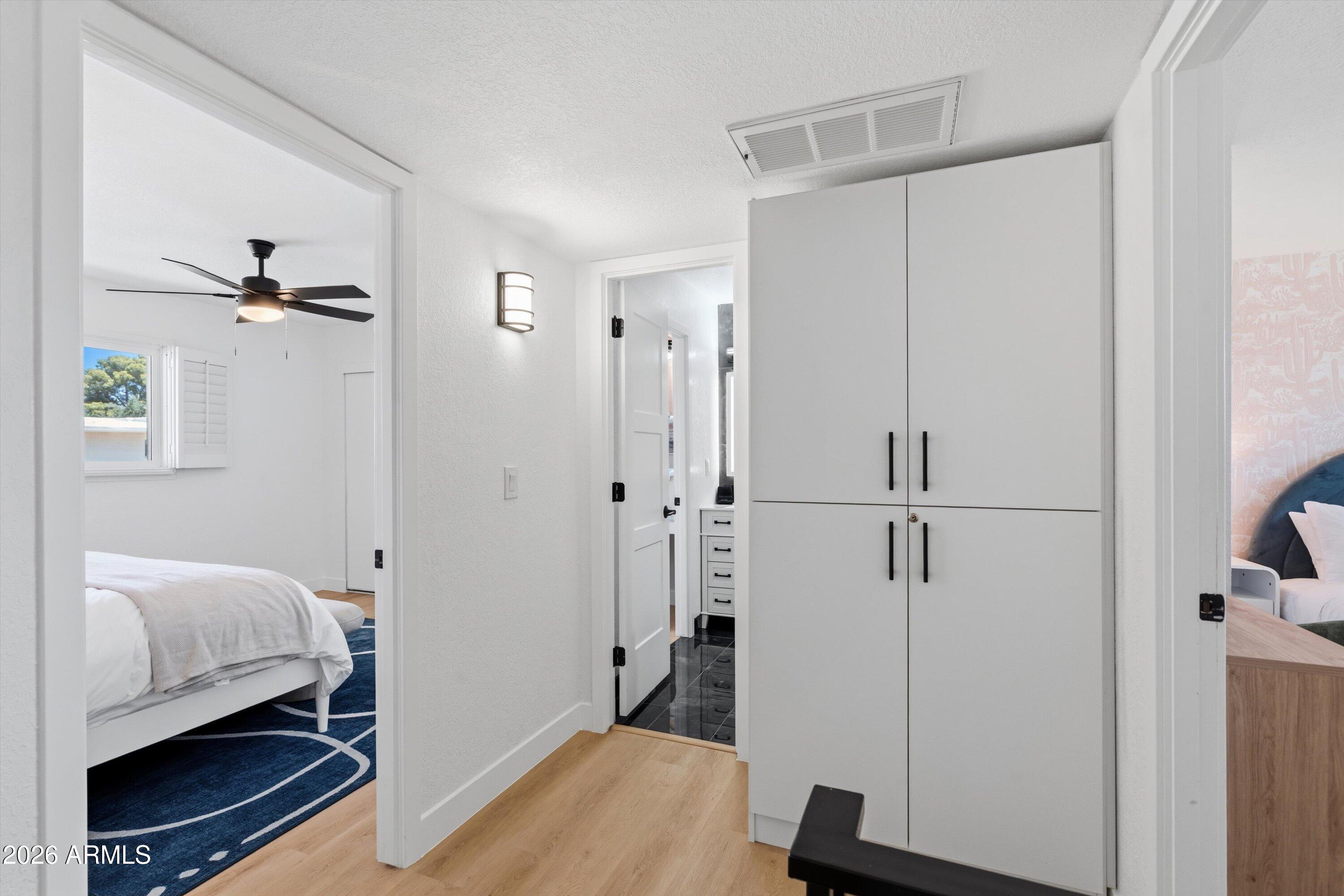 CASA GRANADA TOWNHOUSES - Residential