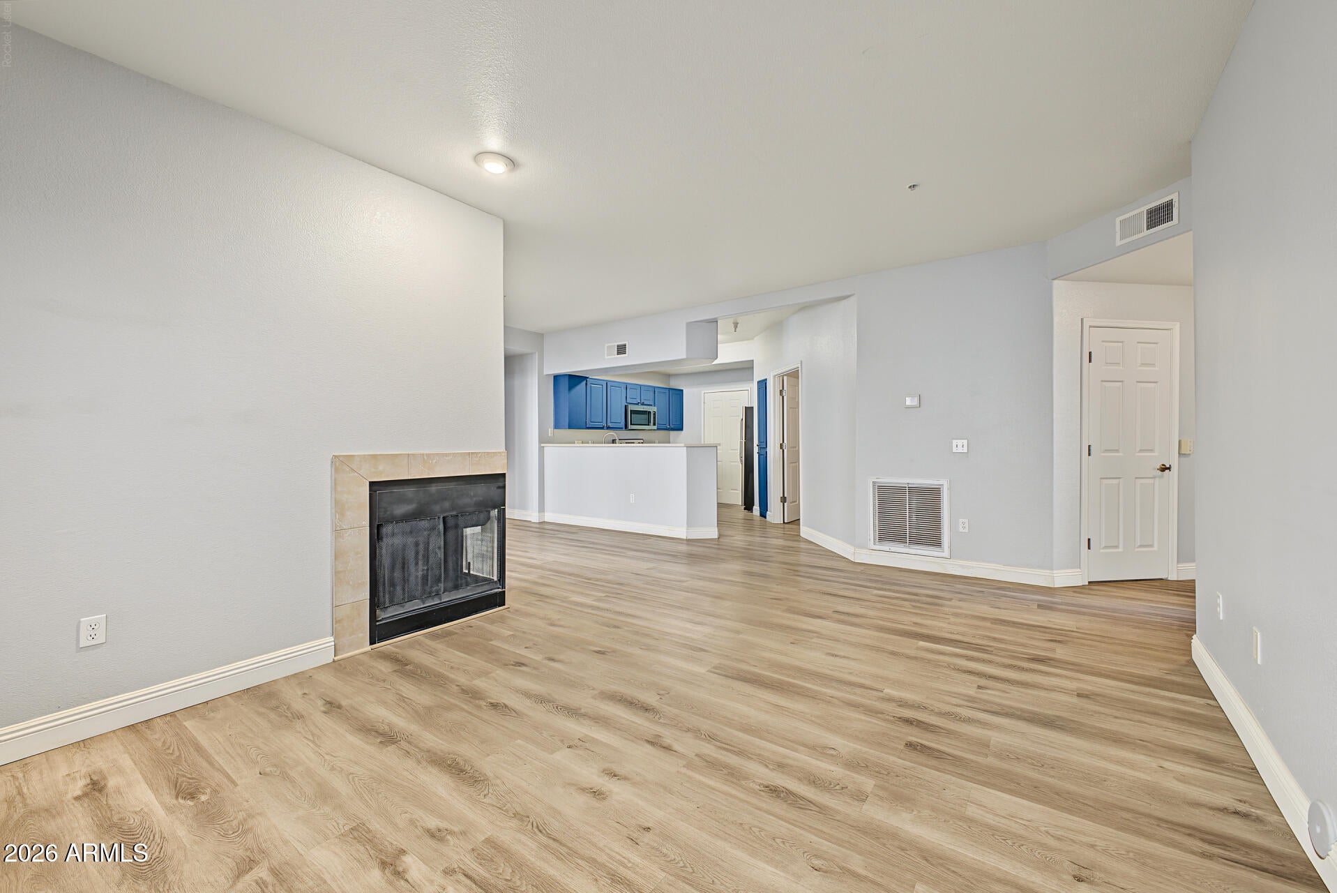 600 W GROVE Parkway 1109