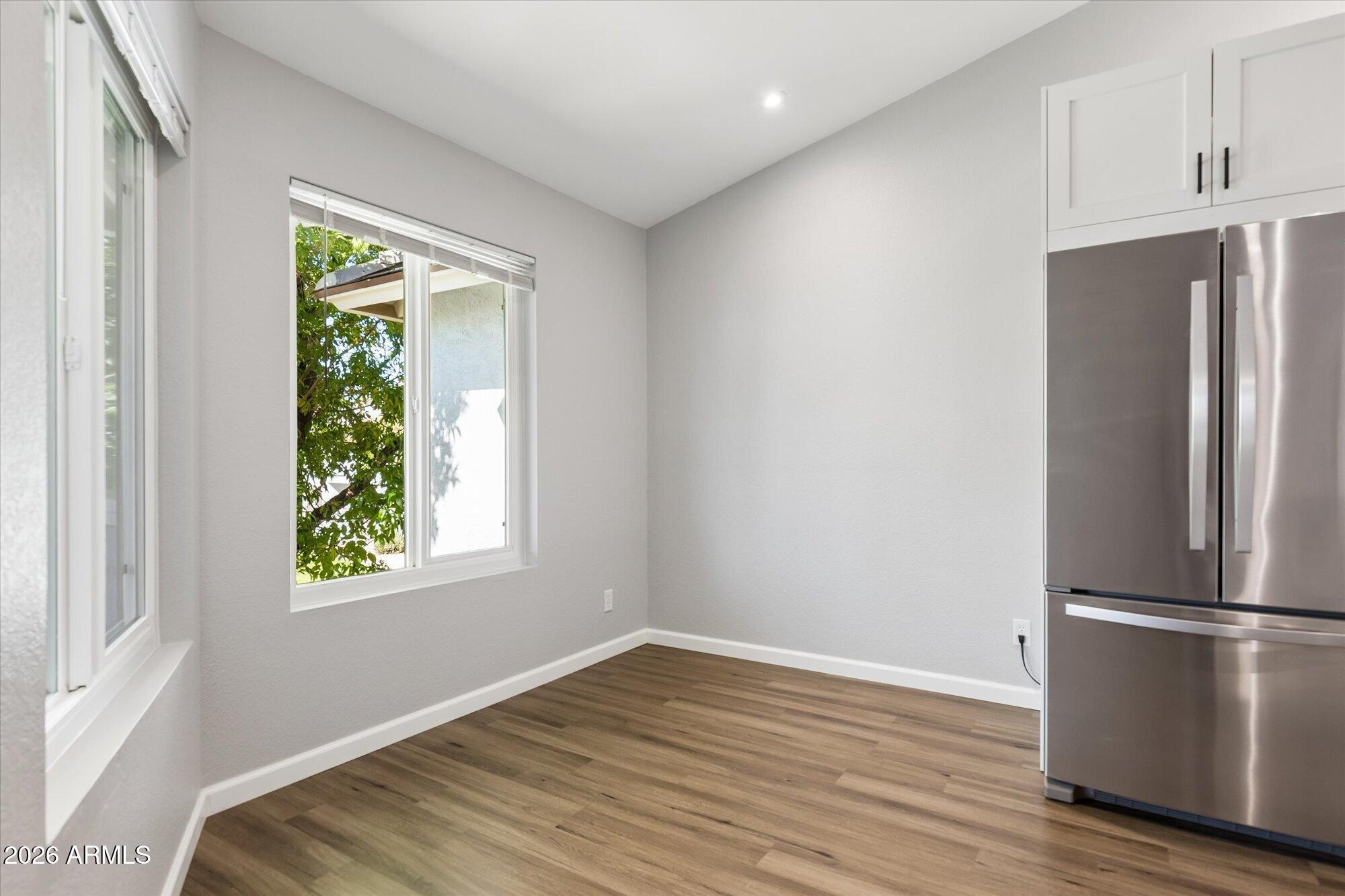 2910 W MARCONI Avenue 220