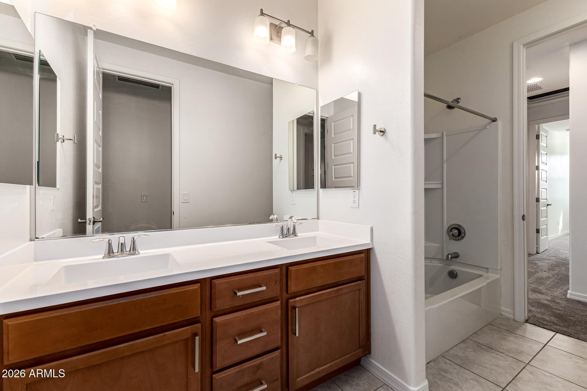 TIERRA MONTANA PHASE 1 PARCEL 9 REPLAT - Residential