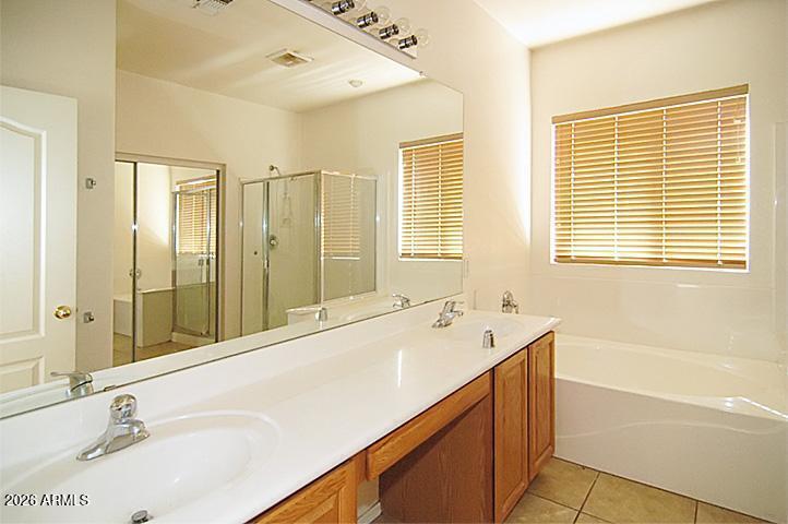 9237 W Milkweed Loop