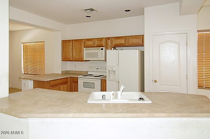 9237 W Milkweed Loop