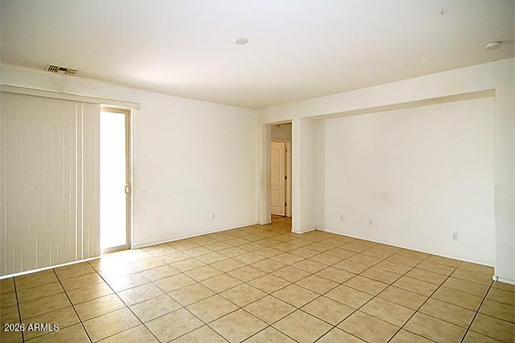 9237 W Milkweed Loop