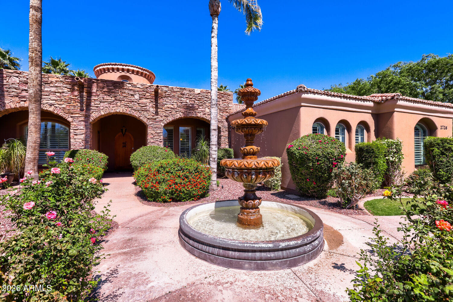 2726 E VIA DEL ARBOLES Street