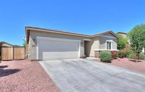 Photo of 242 W Pacific Drive, Casa Grande, AZ 85122 (MLS # 6986222)