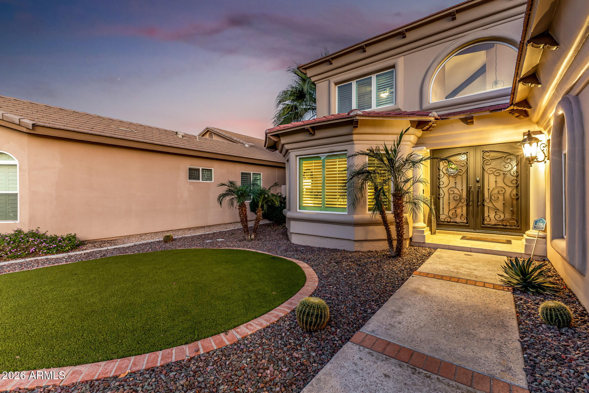 1325 W SANDPIPER Drive