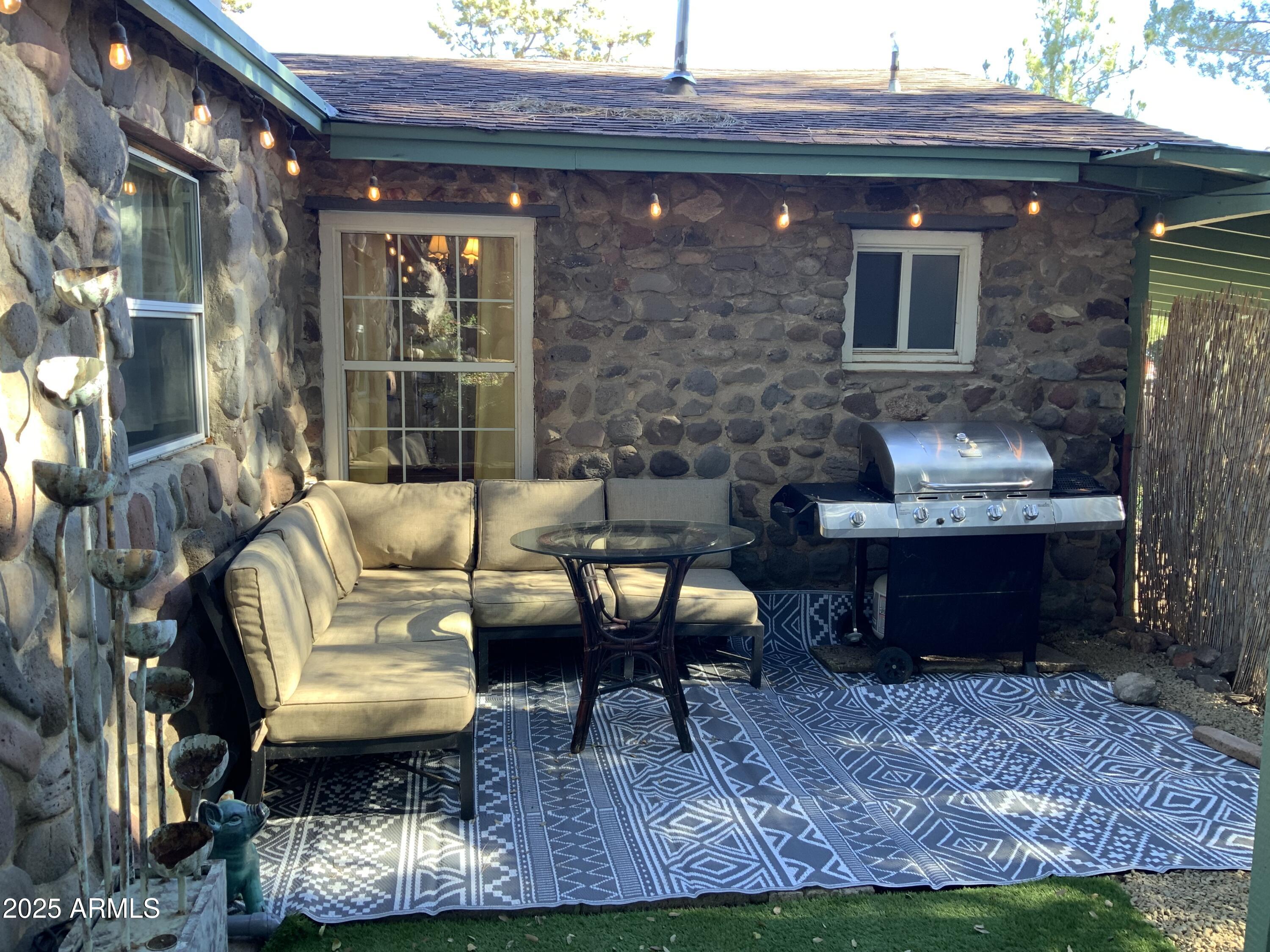 YARNELL HEIGHTS - Residential