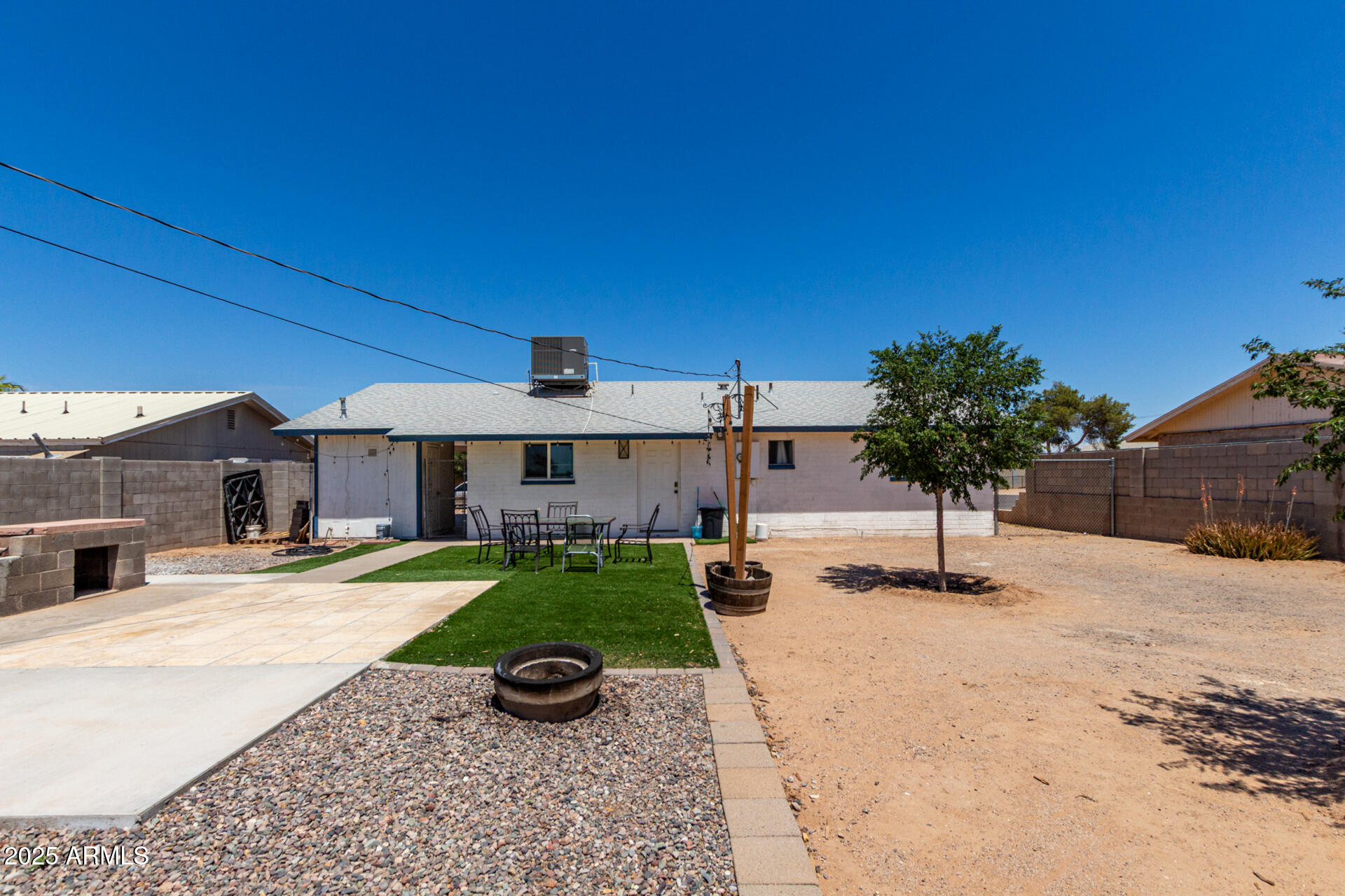 1313 W ROSE Place