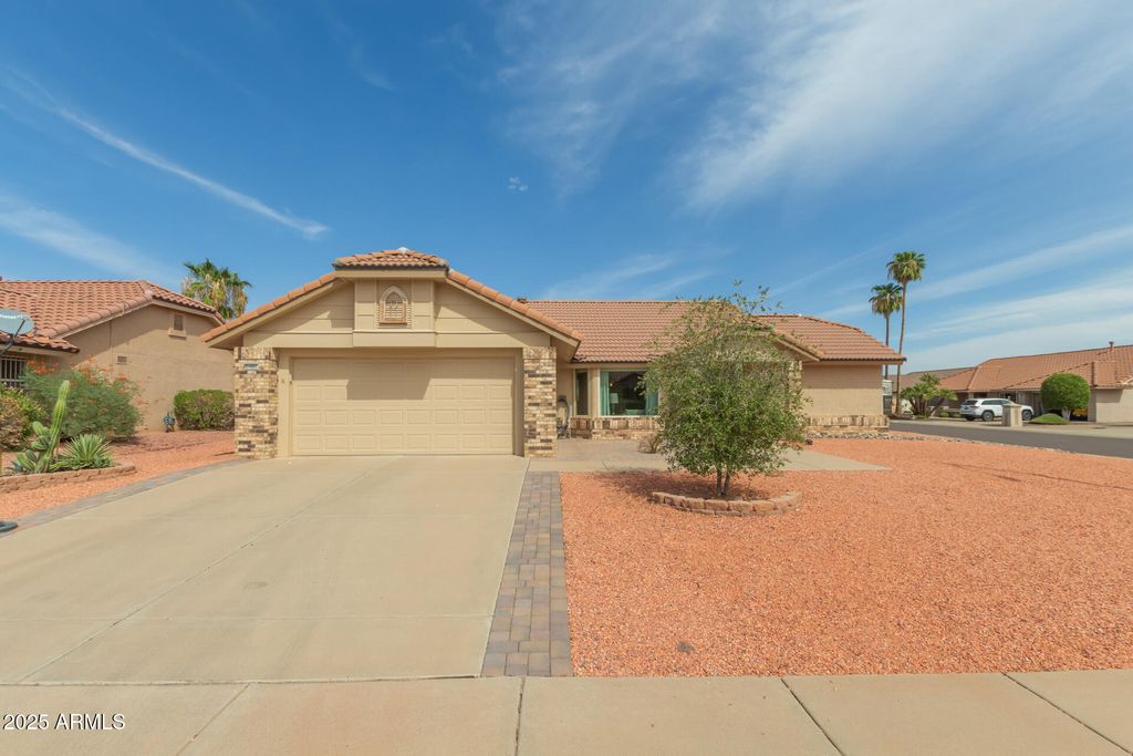Photo of 21601 N 147th Drive, Sun City West, AZ 85375 (MLS # 6922423)