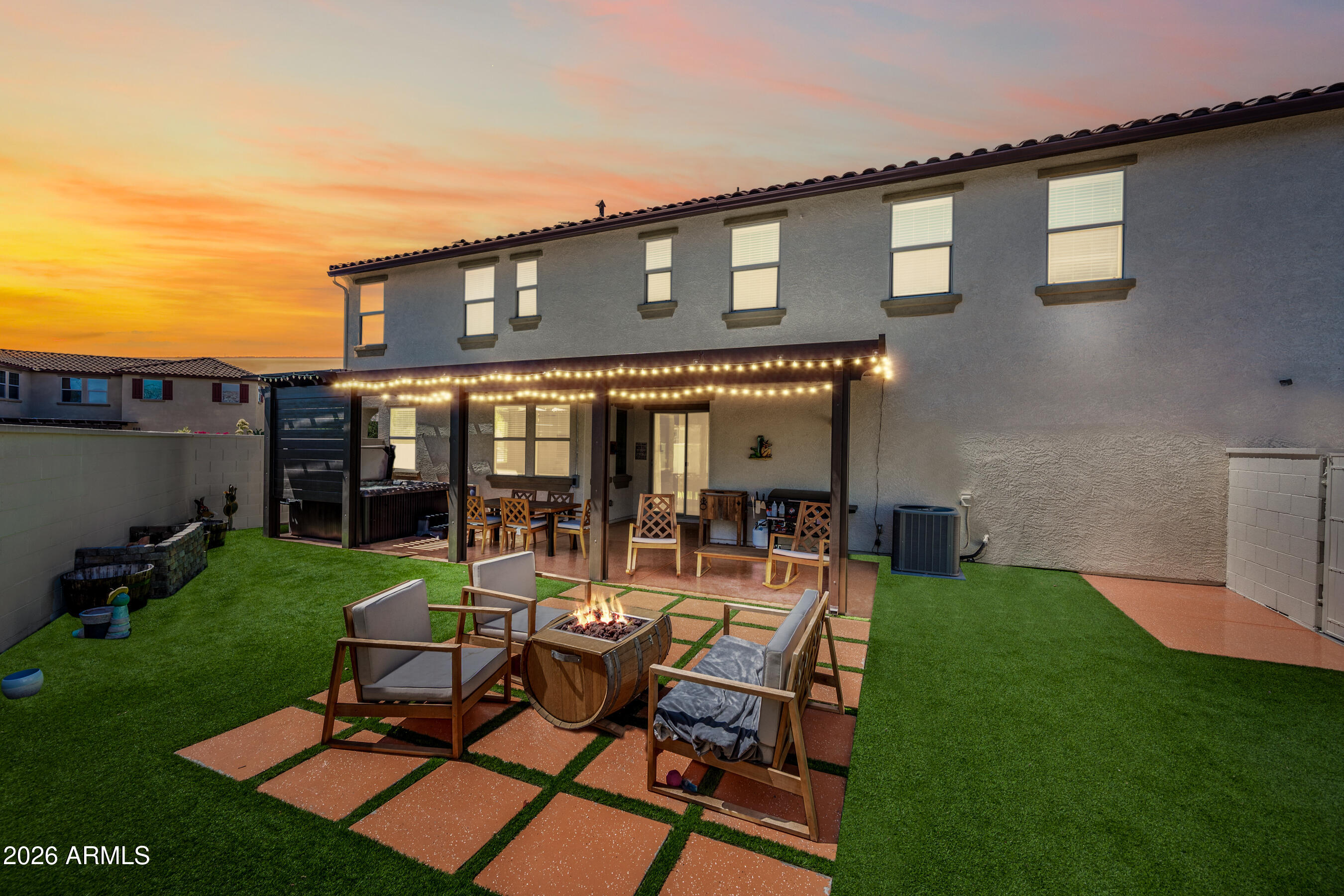 20812 W LEGEND Trail