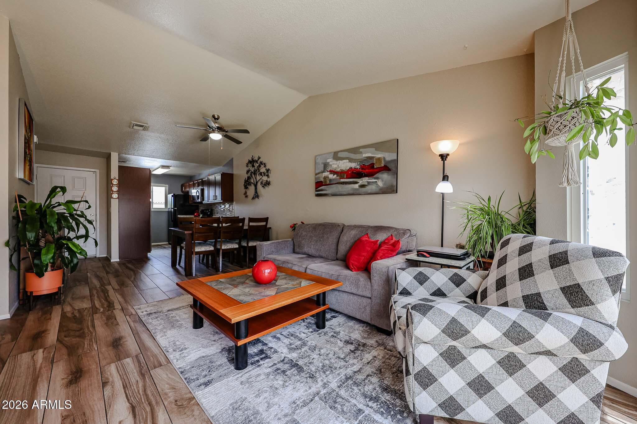 653 W Guadalupe Road 2116