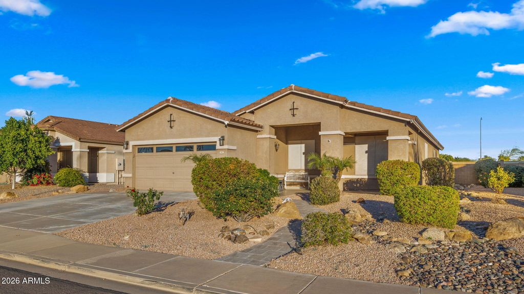 Photo of 1957 S Talbot Circle, Mesa, AZ 85209 (MLS # 6970384)