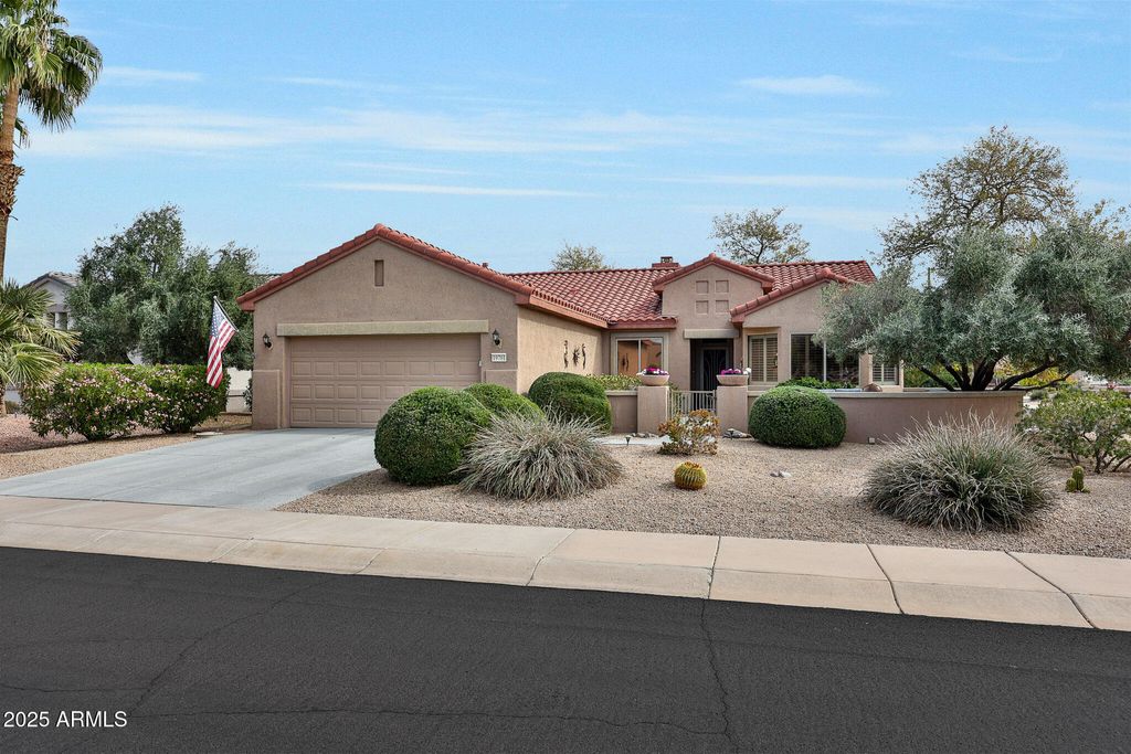 Photo of 19701 N Hidden Ridge Drive, Surprise, AZ 85374 (MLS # 6935986)