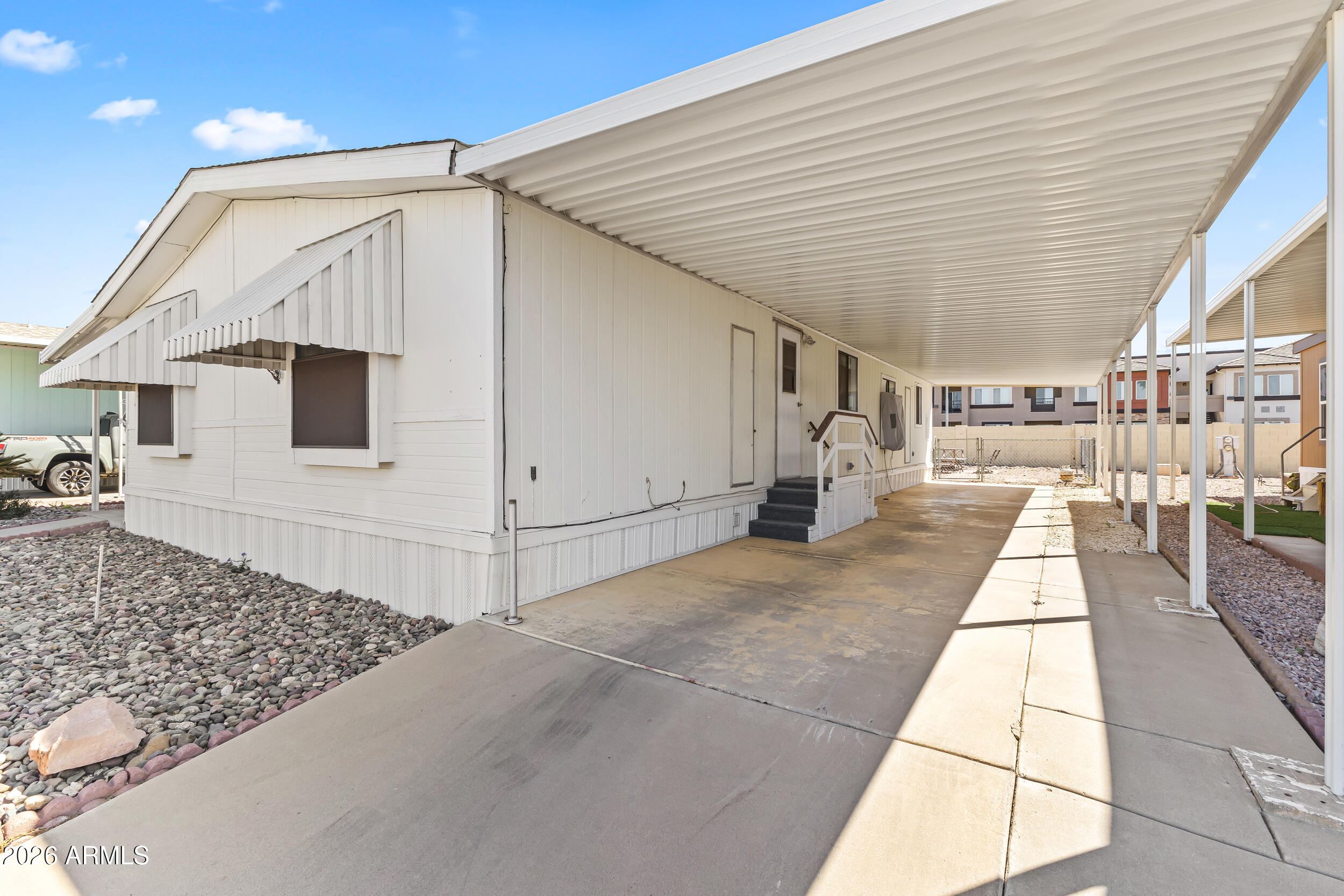 7810 W Peoria Avenue 22