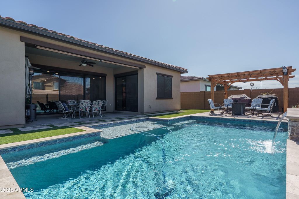 Photo of 7250 N 80th Lane, Glendale, AZ 85303 (MLS # 6986153)