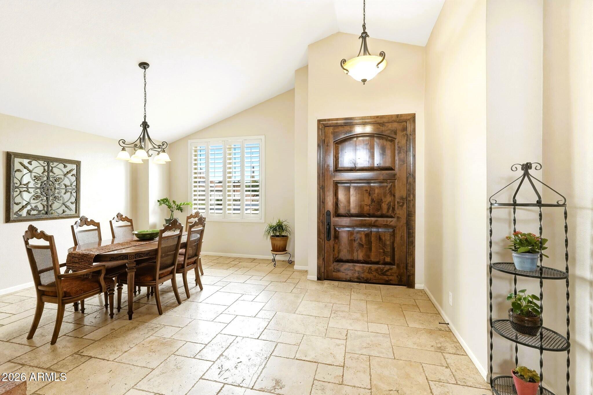 694 E WASHINGTON Avenue