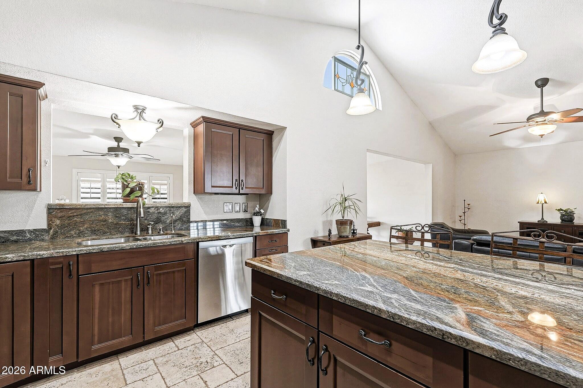 694 E WASHINGTON Avenue