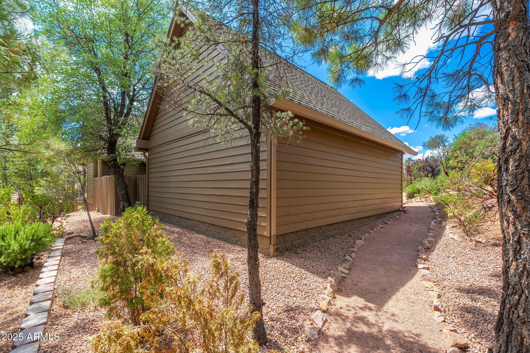 2508 E Elk Run Court