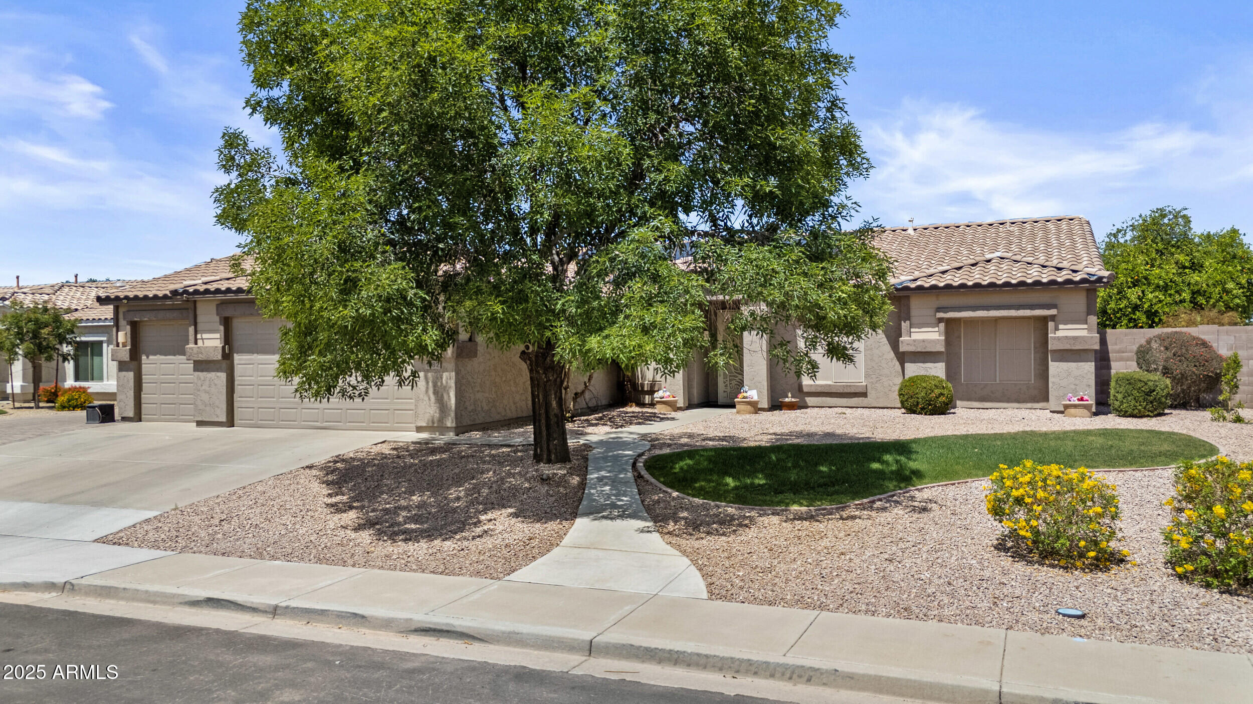1182 E Canyon Way