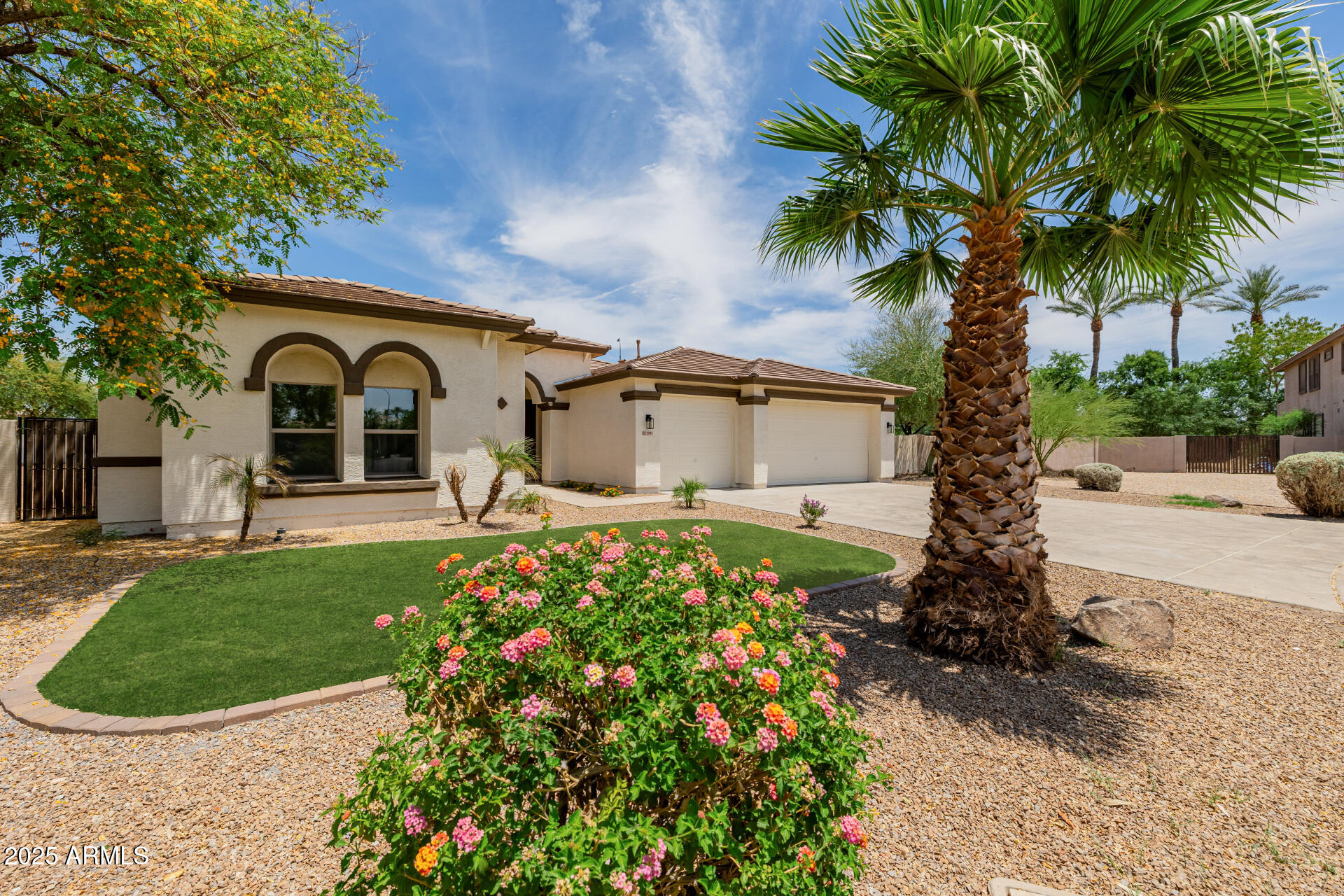 2994 E MAHOGANY Place