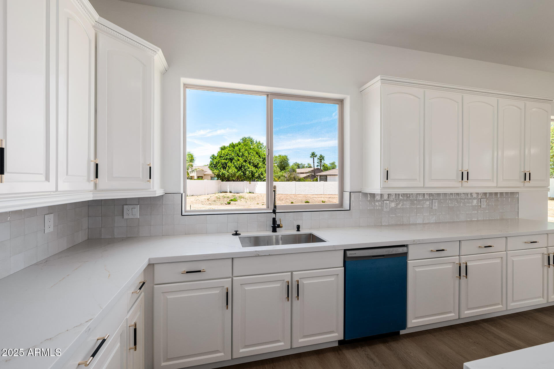 2994 E MAHOGANY Place