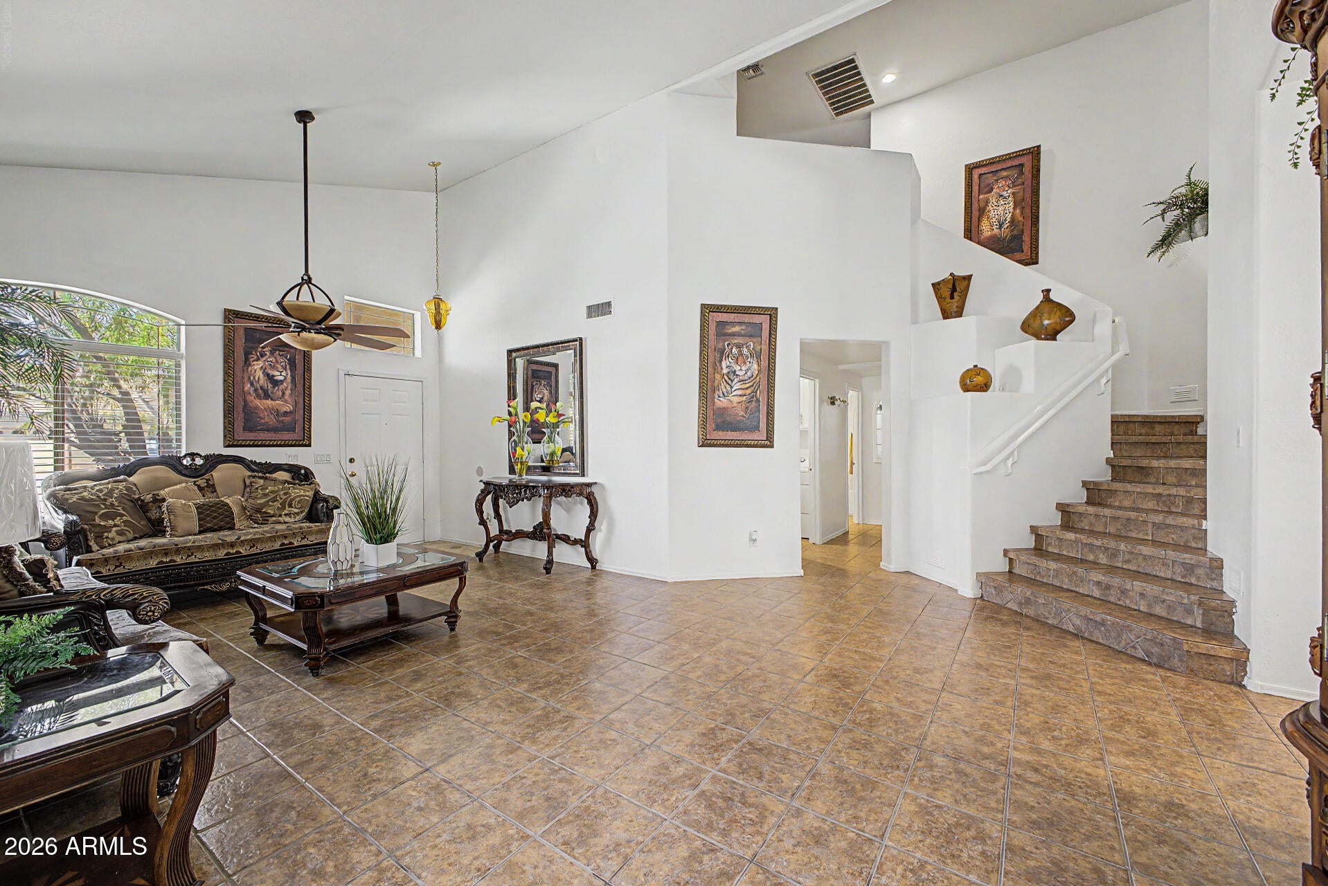 10529 W MAGNOLIA Street