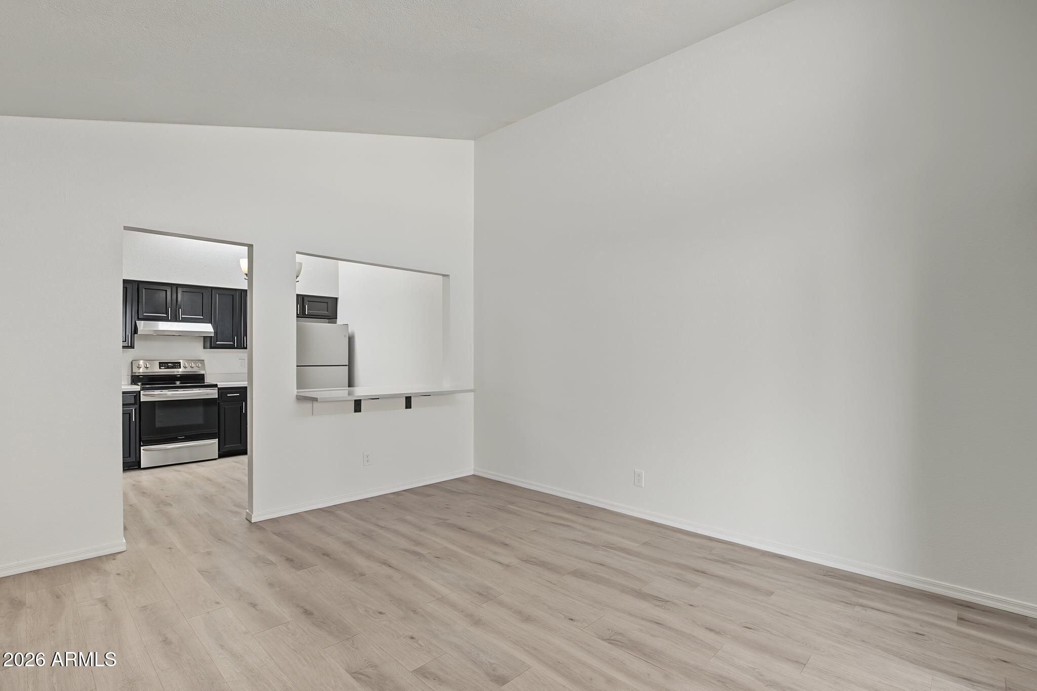 525 N MAY -- 15