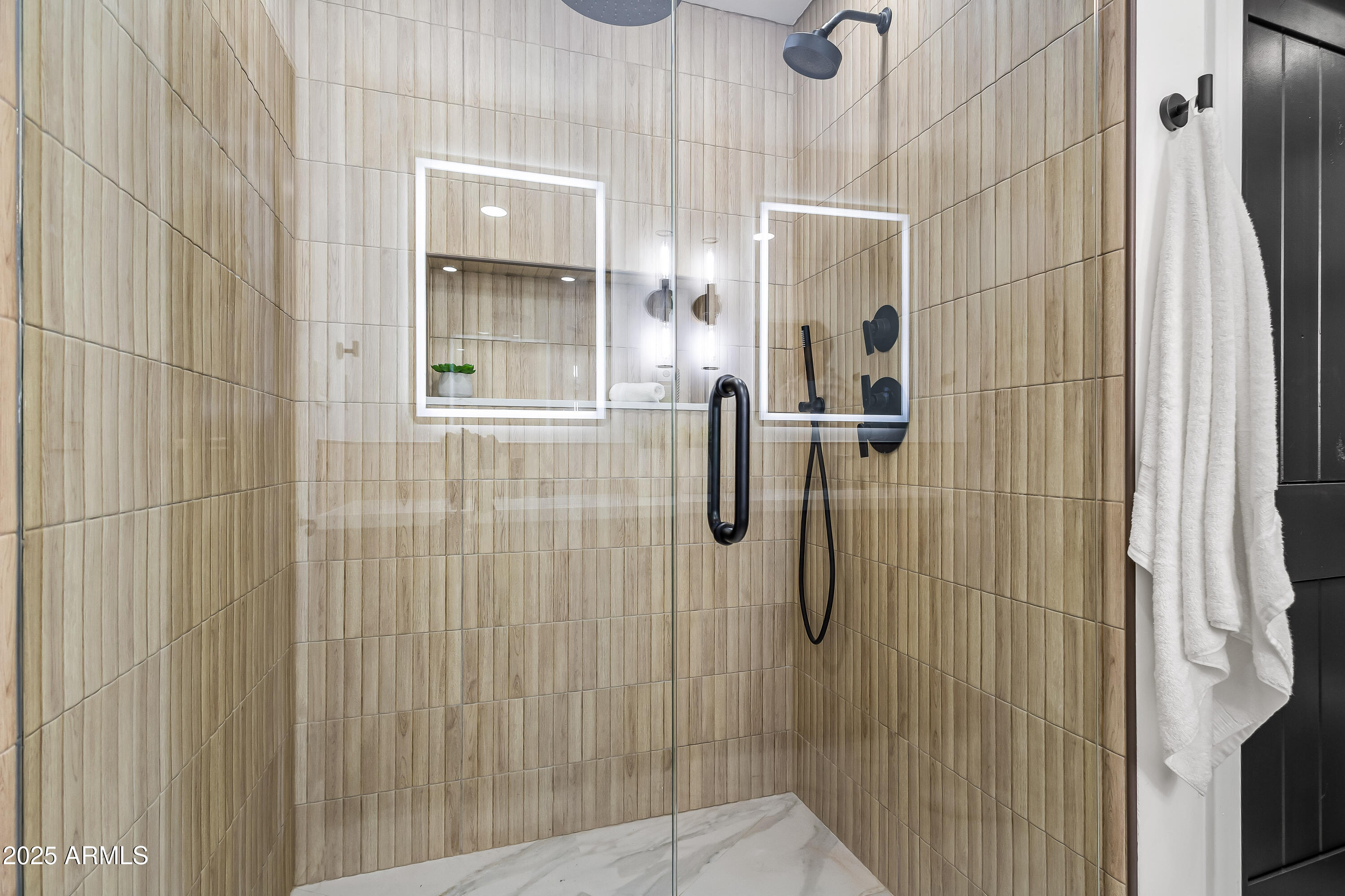 MOUNTAIN ESTATES AT PINE CANYON 1 - Residential