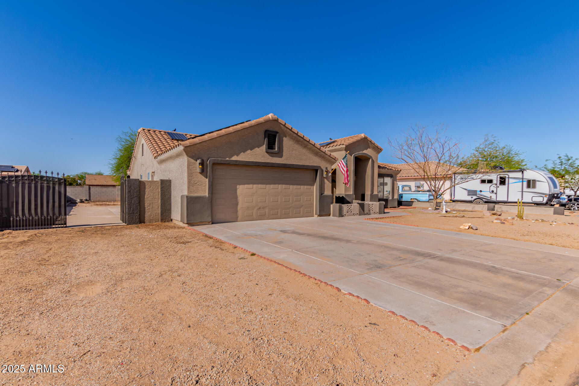 9161 W DEBBIE Lane