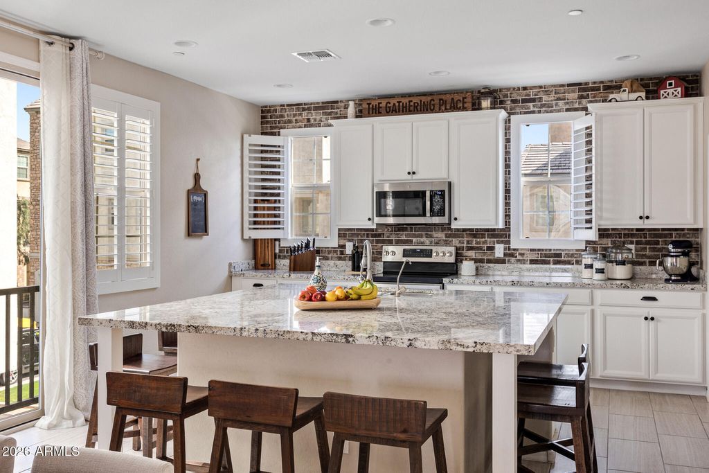 Photo of 2754 S Harmony Avenue, Gilbert, AZ 85295 (MLS # 6986332)