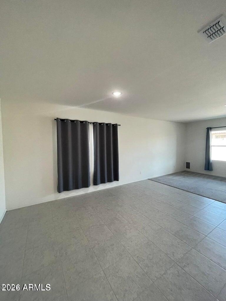 19436 W Elm Street