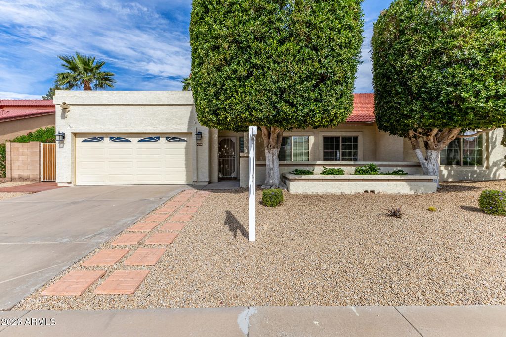 Photo of 4154 W Corona Drive, Chandler, AZ 85226 (MLS # 6990771)