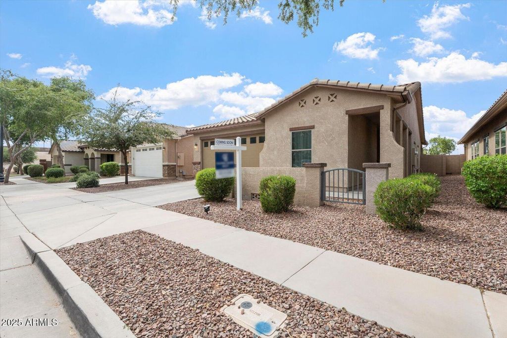 Photo of 1138 S Olympic Drive, Gilbert, AZ 85296 (MLS # 6924341)