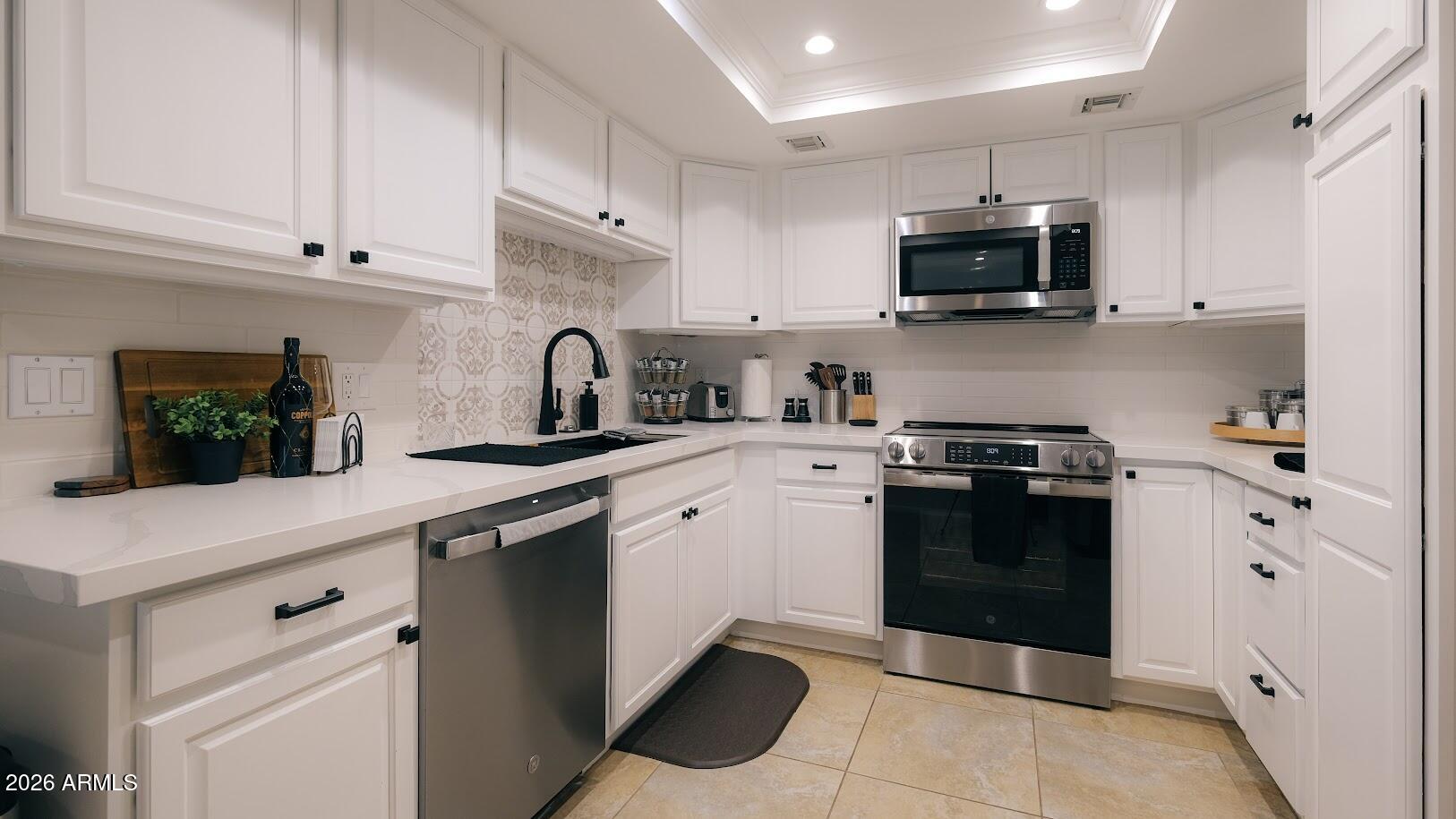 7940 E CAMELBACK Road 608