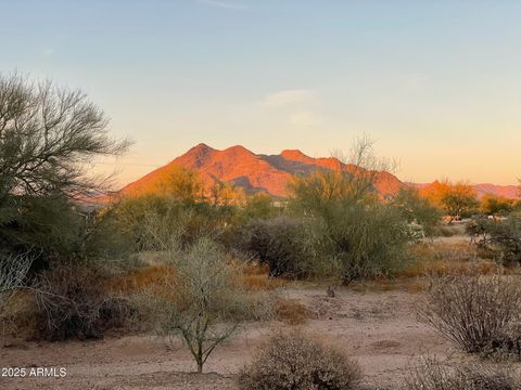 A home in Cave Creek