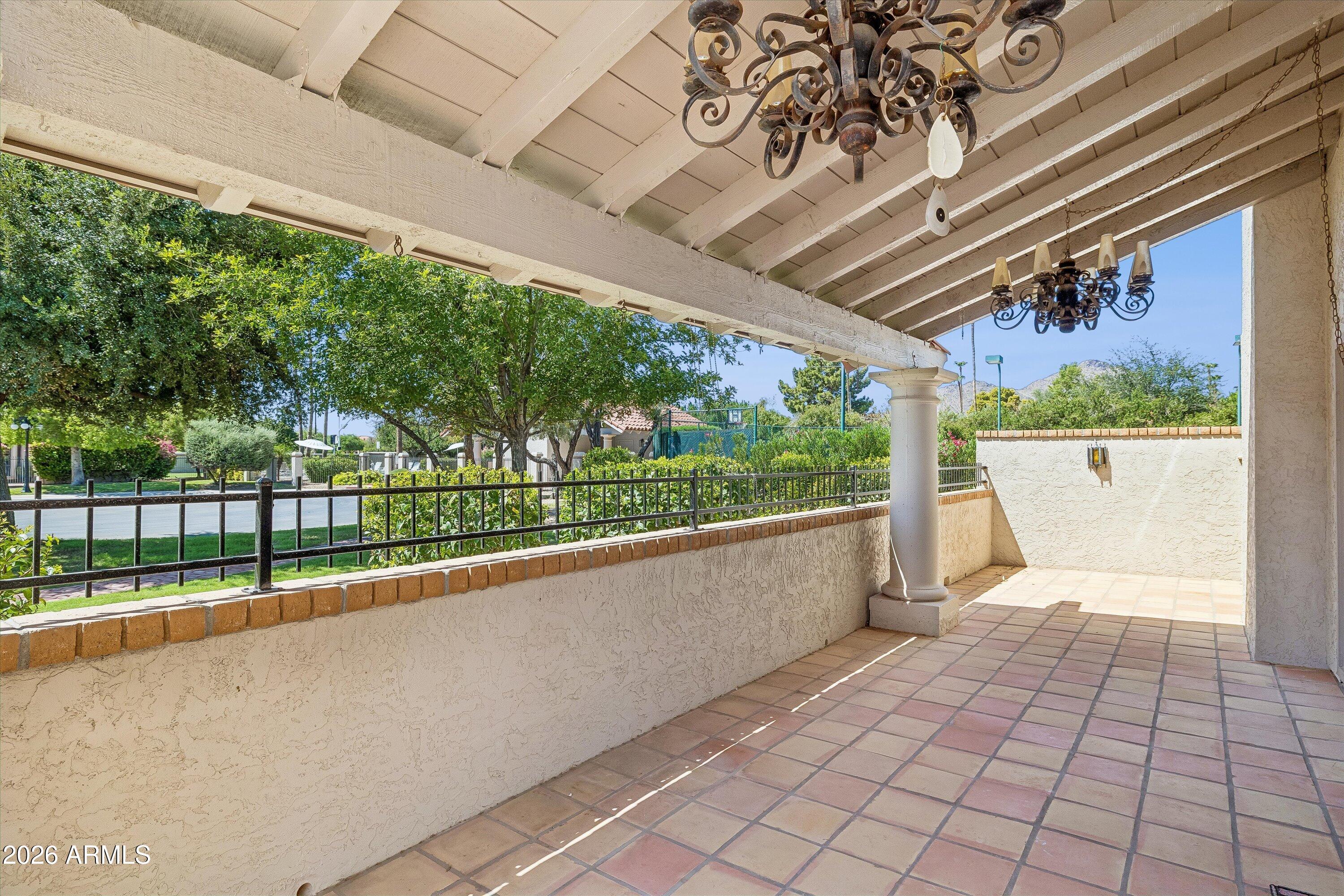 7215 E BUENA TERRA Way