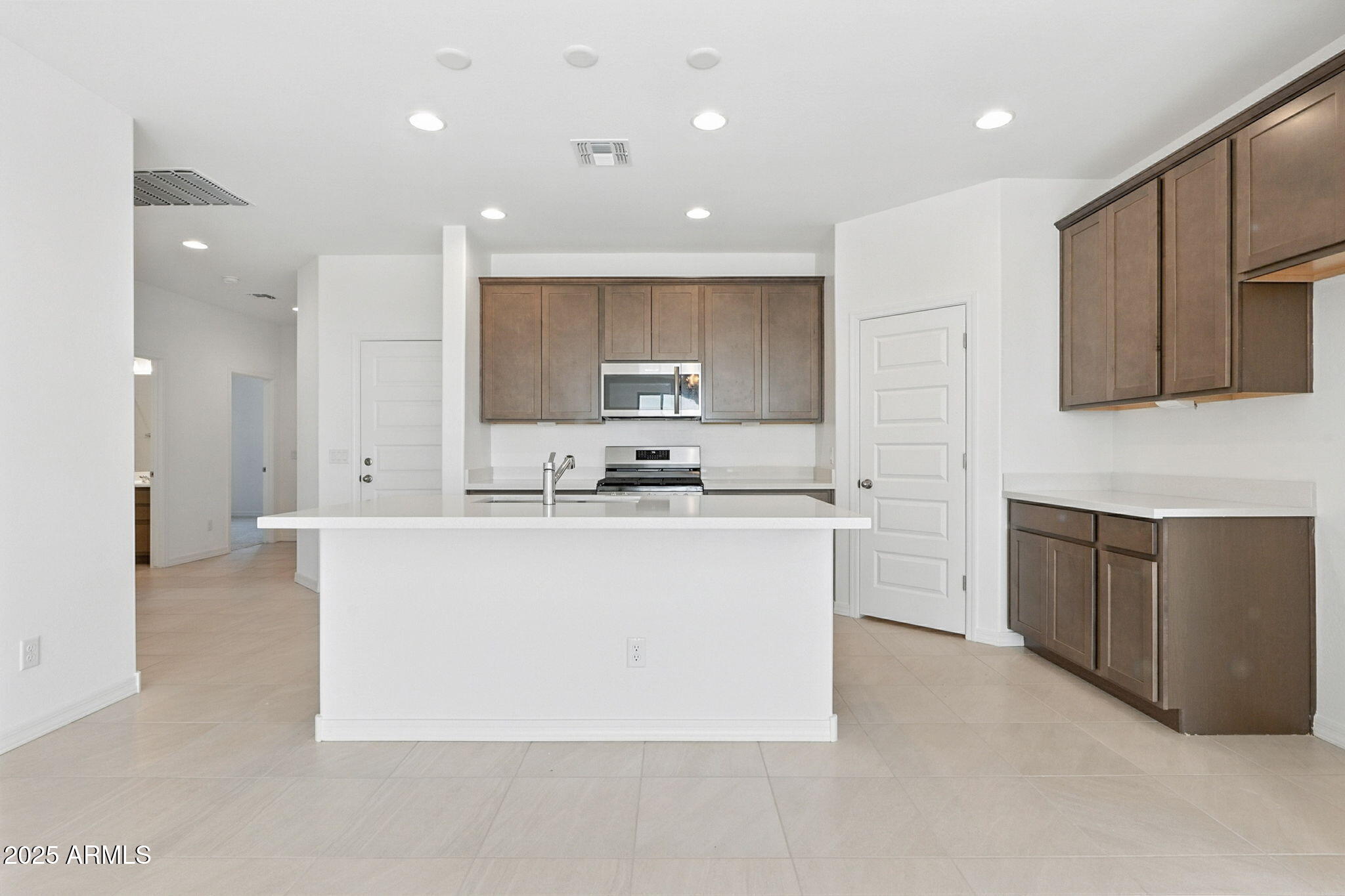 22405 N RUMMLER Lane