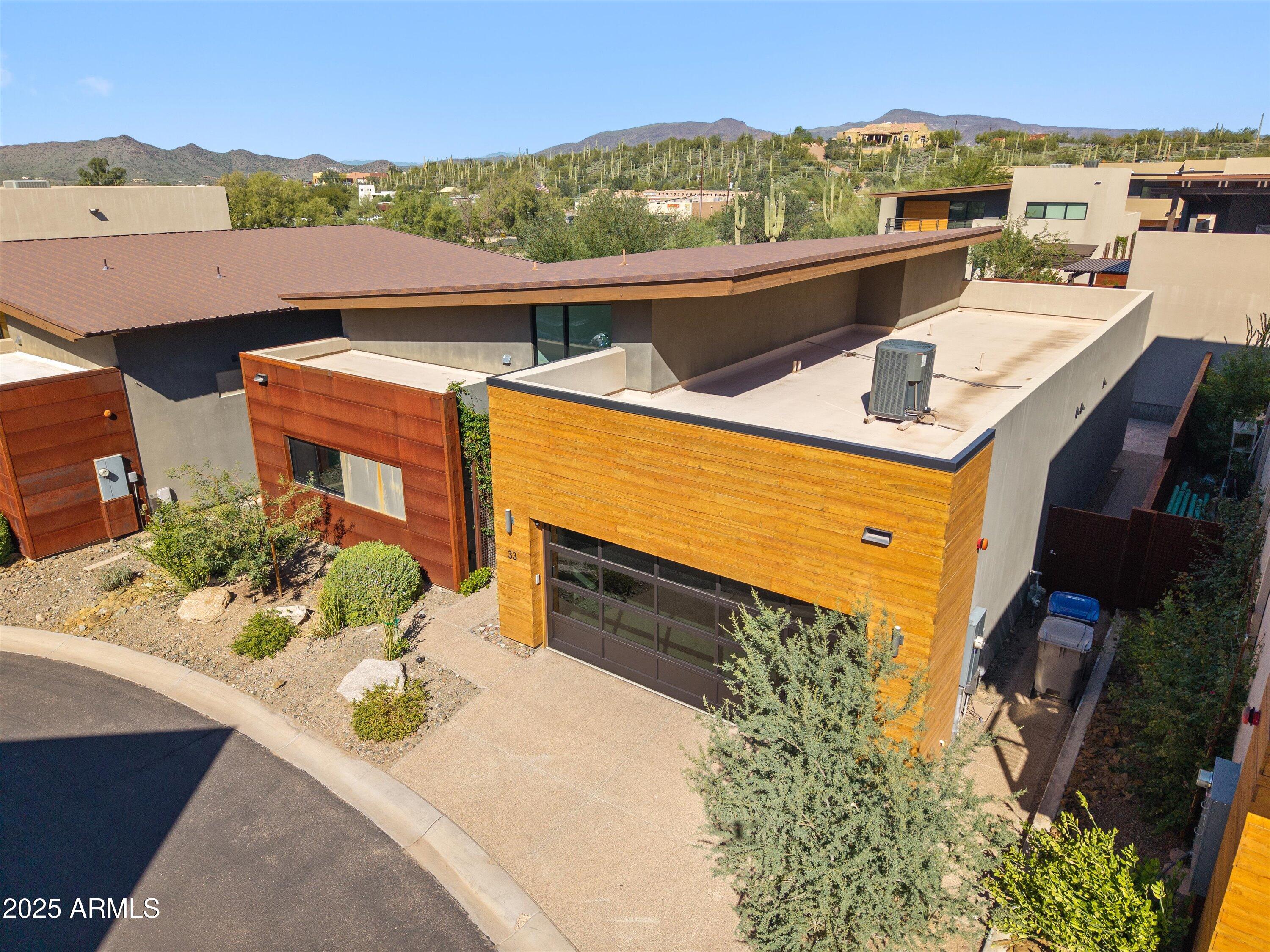 6525 E CAVE CREEK Road 33