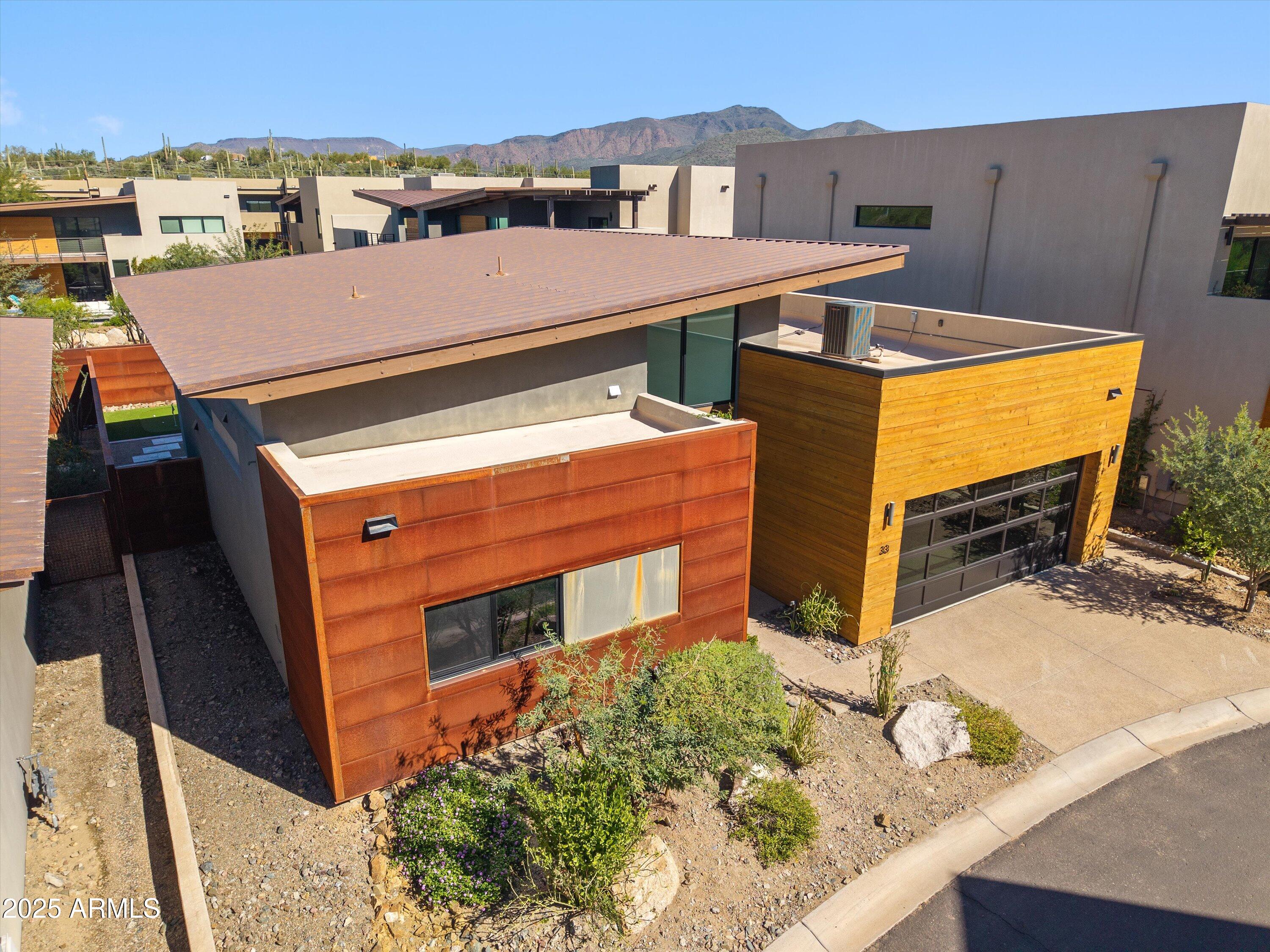 6525 E CAVE CREEK Road 33